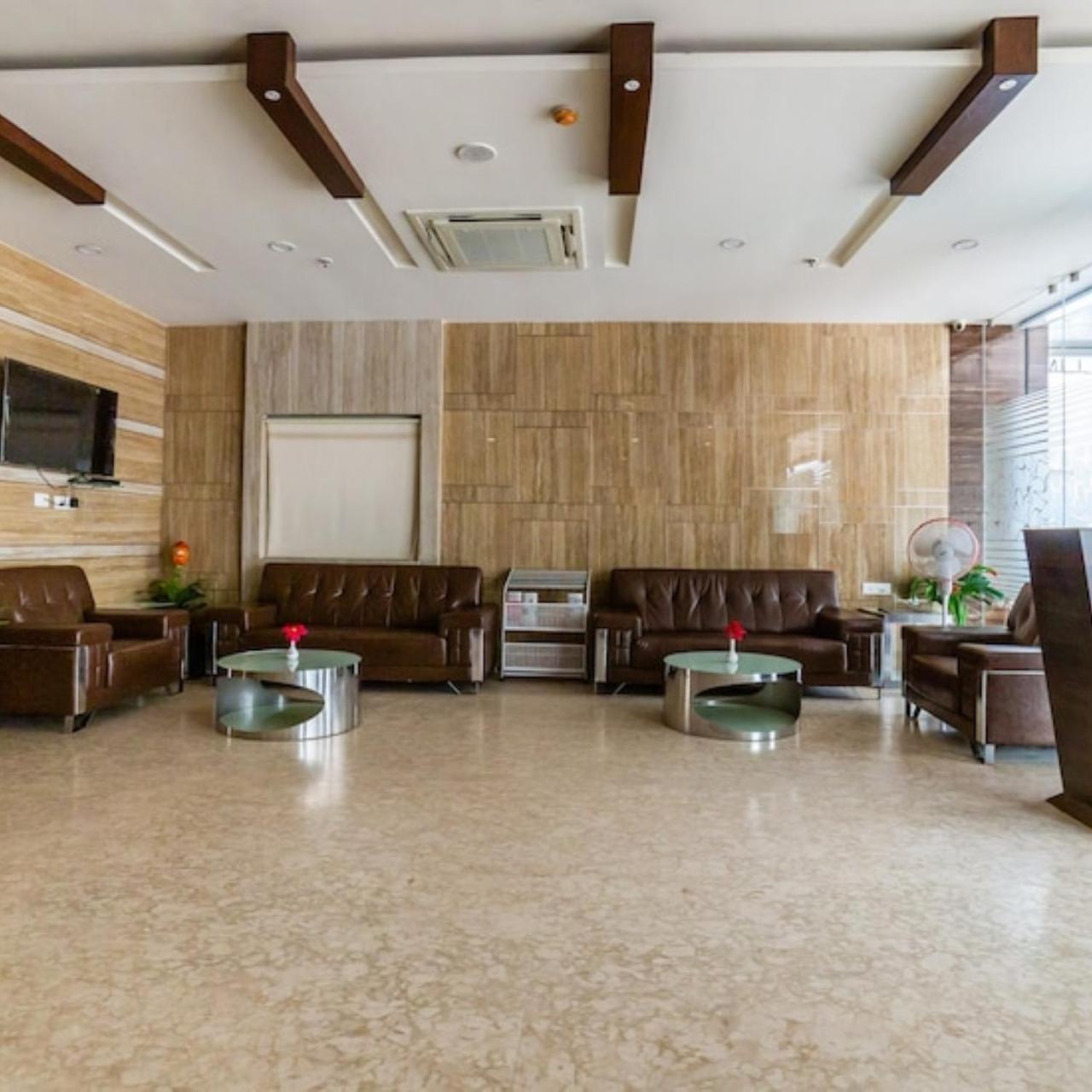 Hotel Svm Grand Medipally Hyderabad Eksteriør billede